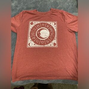 Orange tee